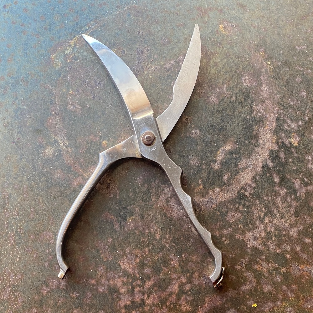 Vintage Stainless Poultry Shears. Made in Italy Serrated w/ Locking Mechanism